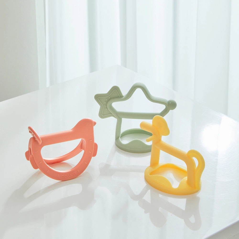 Moyuum Silicone Teether Gift Pack Set for Babies (Star Sage + Pony Yellow)