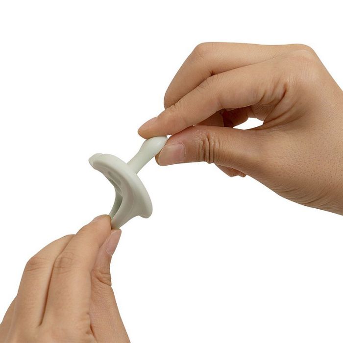 Moyuum All - Silicone Macaron Pacifier + Protective Case - shop_name uae and saudi arab
